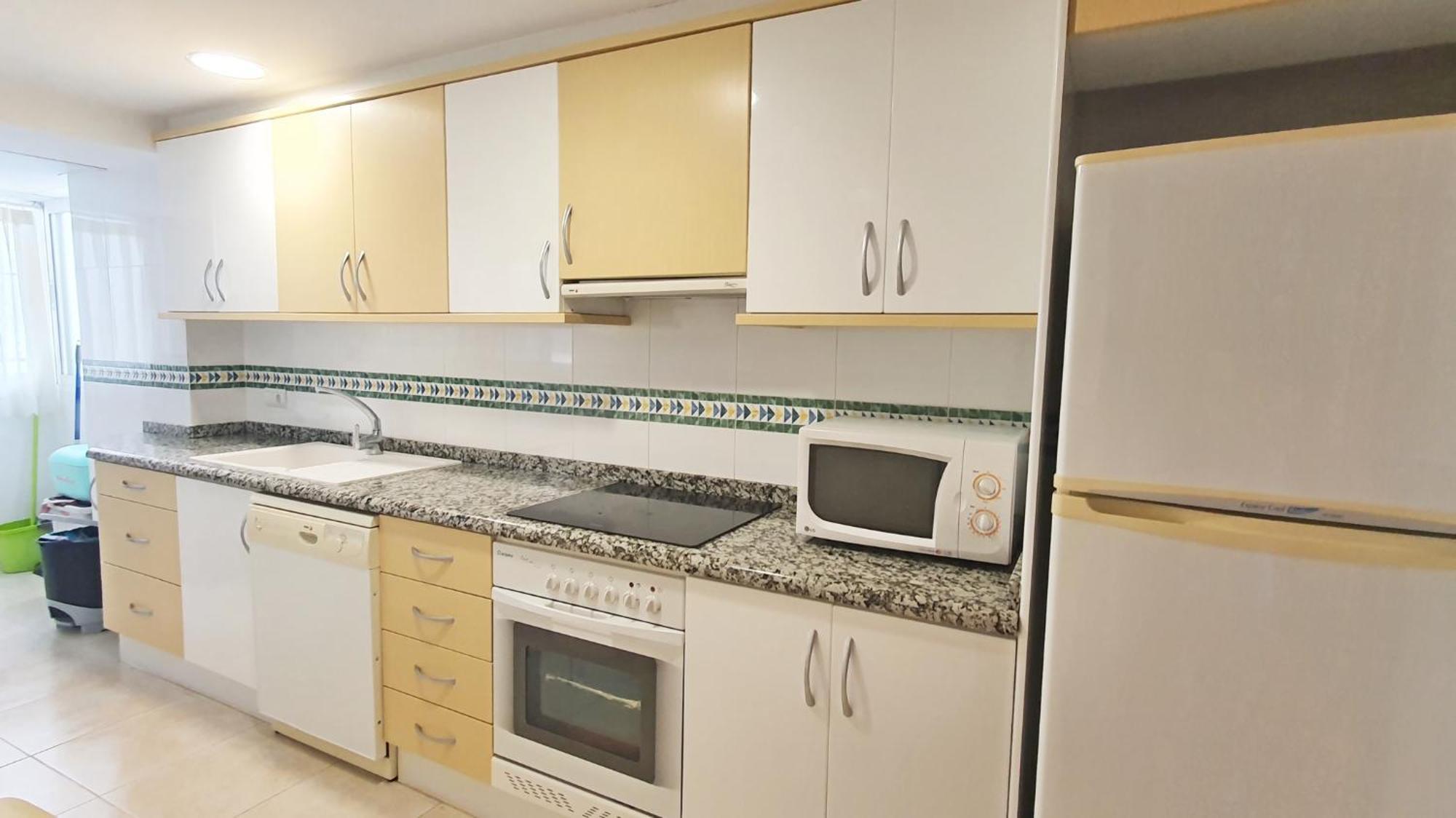 Aigua Blava Primera Linea - Alquiler Solo Familias Playa de Gandia 外观 照片