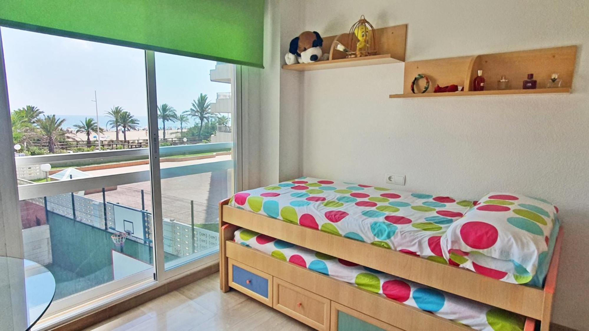 Aigua Blava Primera Linea - Alquiler Solo Familias Playa de Gandia 外观 照片