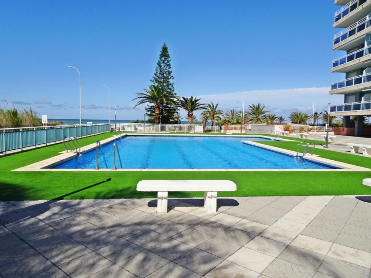 Aigua Blava Primera Linea - Alquiler Solo Familias Playa de Gandia 外观 照片