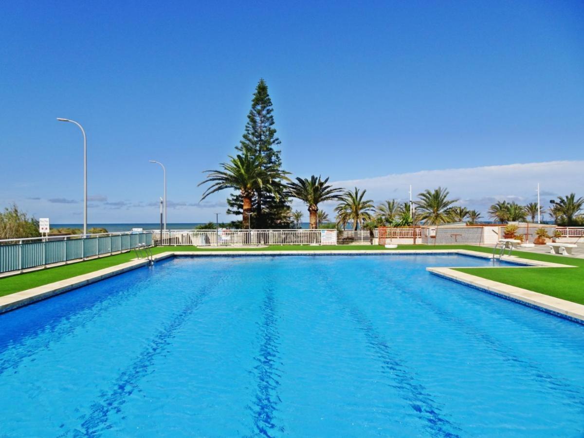 Aigua Blava Primera Linea - Alquiler Solo Familias Playa de Gandia 外观 照片