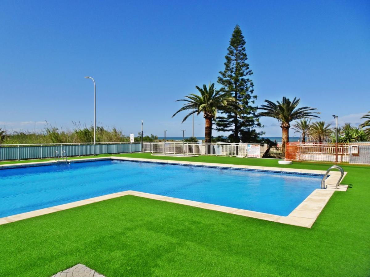 Aigua Blava Primera Linea - Alquiler Solo Familias Playa de Gandia 外观 照片