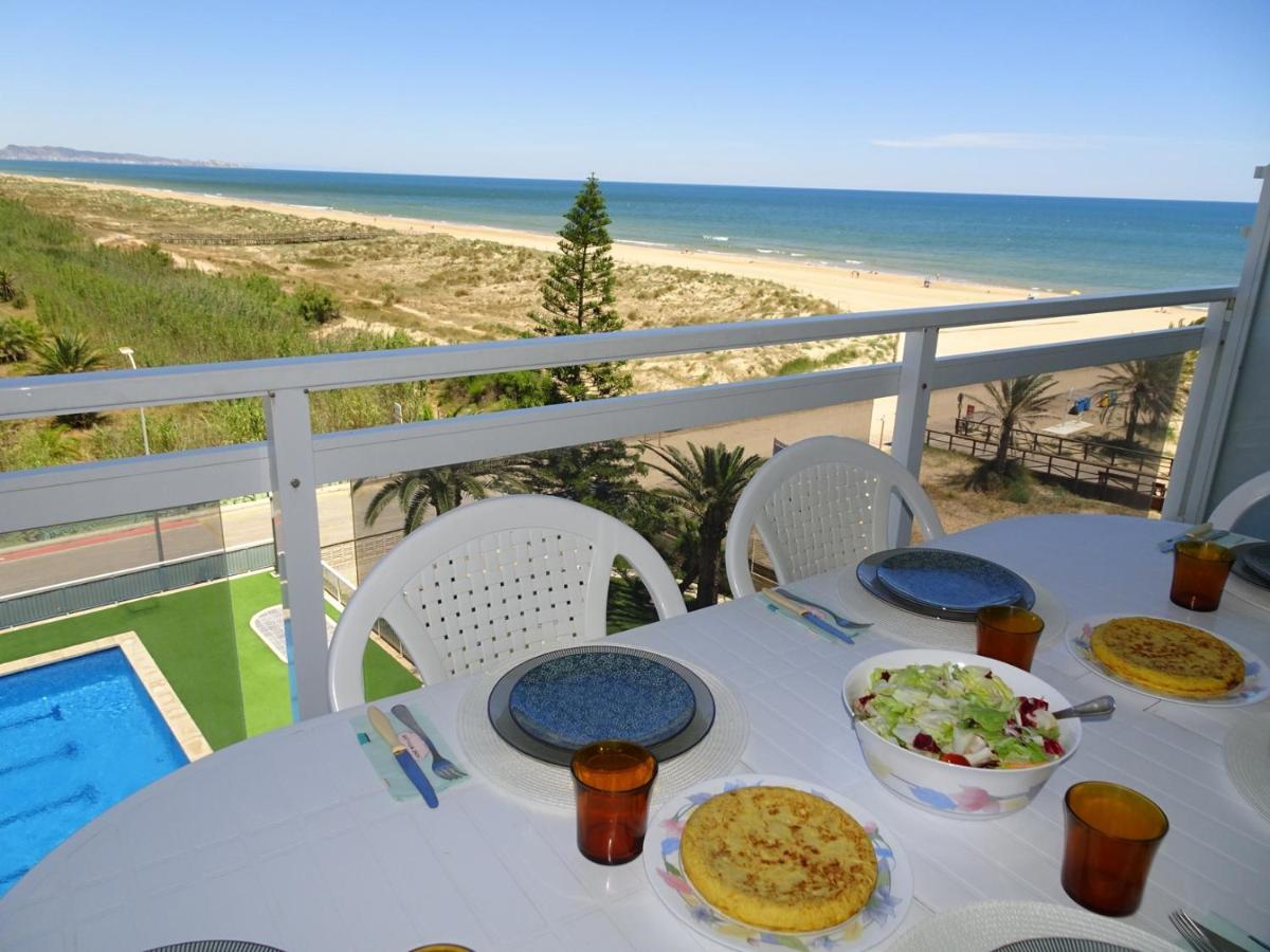Aigua Blava Primera Linea - Alquiler Solo Familias Playa de Gandia 外观 照片